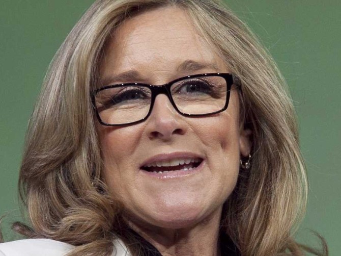 Cuộc đời của Angela Ahrendts, nữ giám đốc được trả lương cao nhất năm 2014