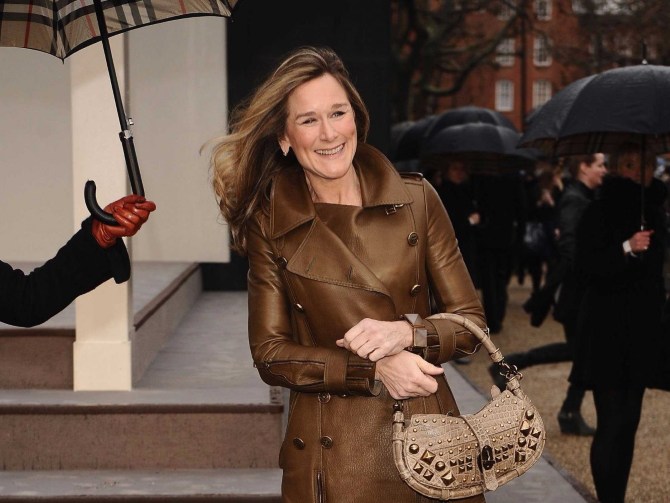 Cuộc đời của Angela Ahrendts, nữ giám đốc được trả lương cao nhất năm 2014