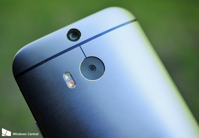 Theo nguồn tin từ chuỗi cung ứng Đài Loan, công nghệ camera đã từng được HTC tiên phong sẽ phải đợi tới năm 2016 mới xuất hiện trên iPhone.