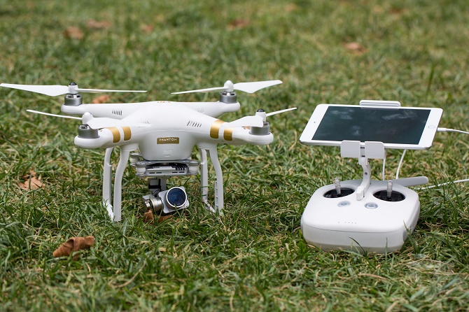 Ngay trước kỳ nghỉ lễ có thể khiến số lượng drone tăng vọt, Sở Giao thông Mỹ sẽ buộc người dân phải đăng ký tất cả những chiếc drone sẽ mua.