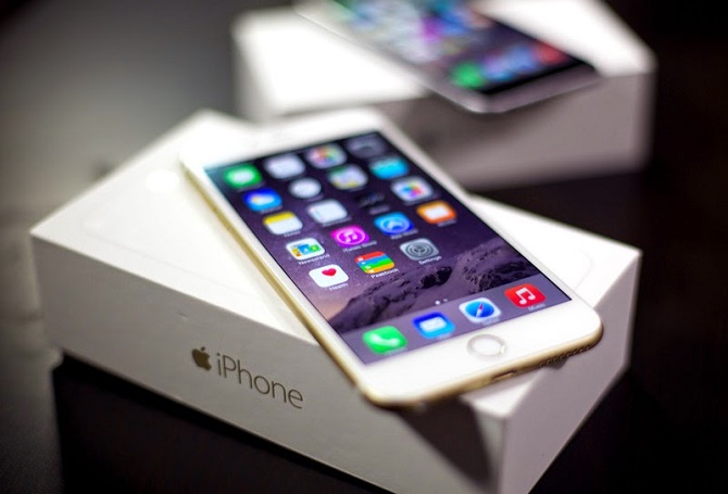 Jailbreak iPhone hay iPad có thể giúp trải nghiệm iOS của bạn trở nên tự do hơn, nhưng đi kèm với sự tự do đó là rất nhiều phiền toái và các vấn đề bảo mật.