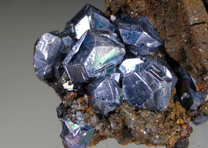 9 loại đá và khoáng chất đẹp mê hồn nhưng chết người - ảnh 6