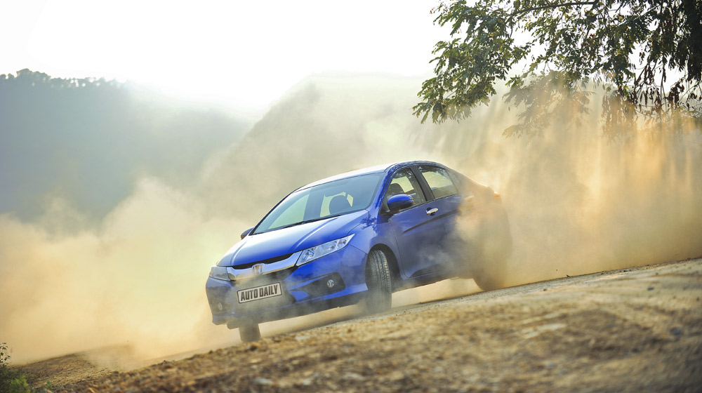 Giá ôtô cỡ nhỏ giảm vài chục triệu đồng từ 1/7 - ảnh 1