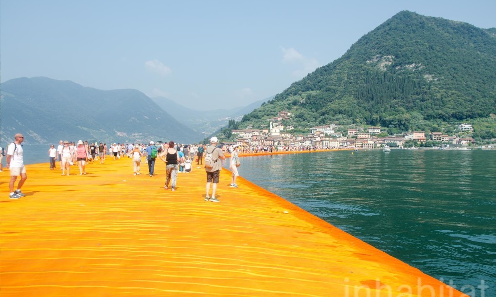 Cây cầu kỳ lạ giúp hơn nửa triệu người đi trên mặt nước - ảnh 10