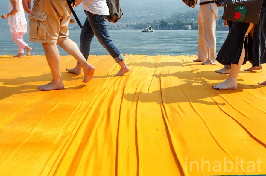 Cây cầu kỳ lạ giúp hơn nửa triệu người đi trên mặt nước - ảnh 6