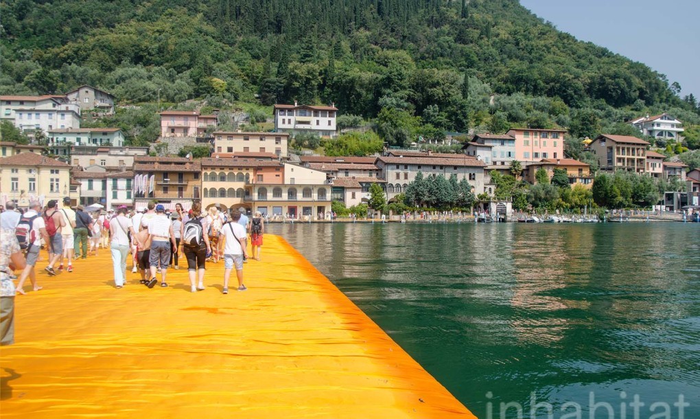 Cây cầu kỳ lạ giúp hơn nửa triệu người đi trên mặt nước - ảnh 8