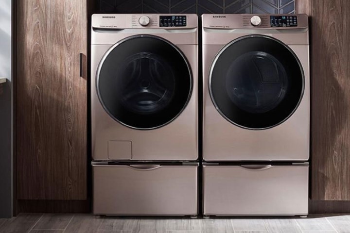 Nhiều người dùng bực tức khi ứng dụng máy giặt Samsung đòi quyền truy cập danh bạ, vị trí, camera...
