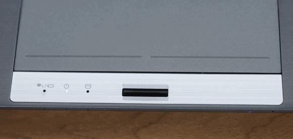 Phân biệt laptop doanh nghiệp và laptop tiêu dùng