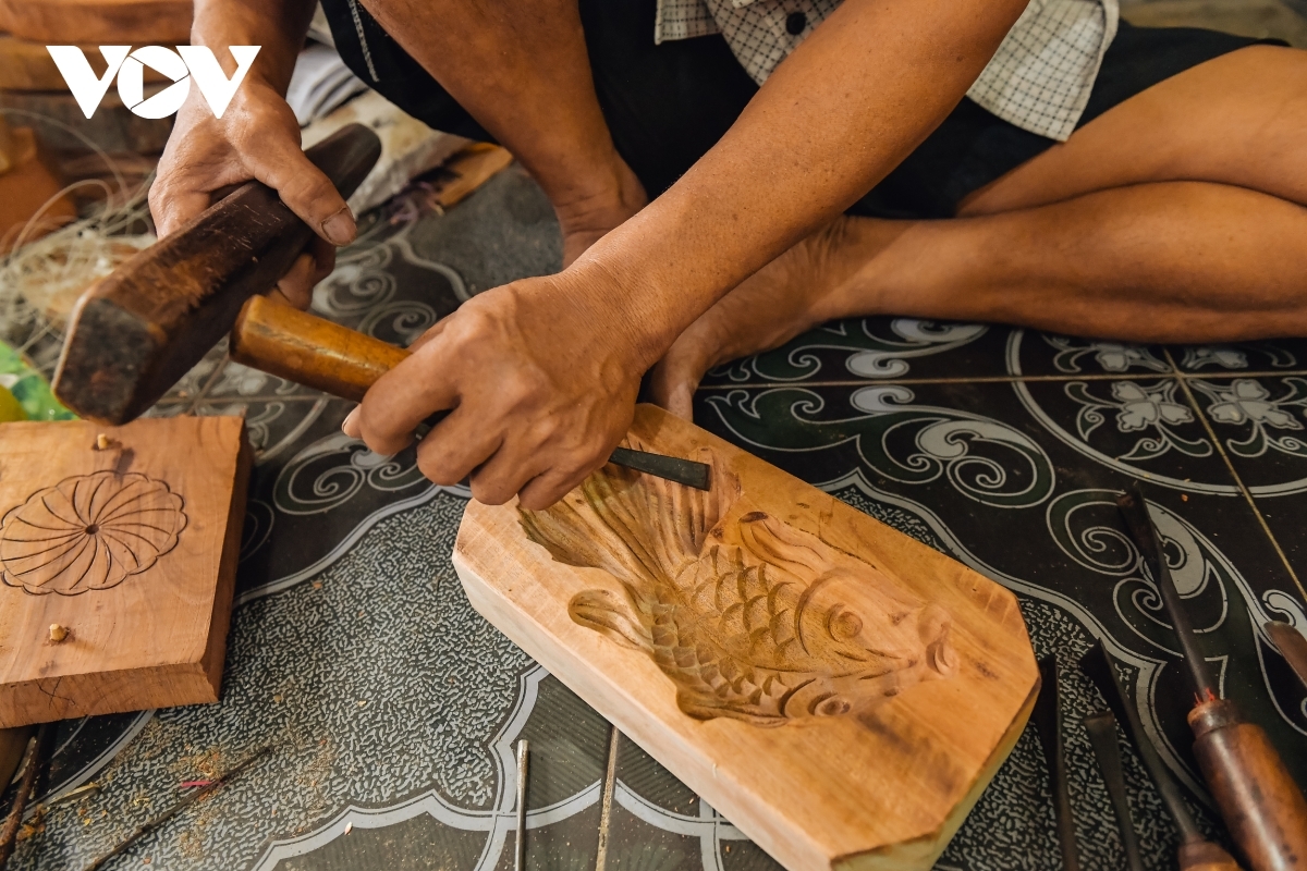 Successfully making the mooncake moulds requires plenty of time, with the most meticulous part of the work being carving the designs into the mould.
