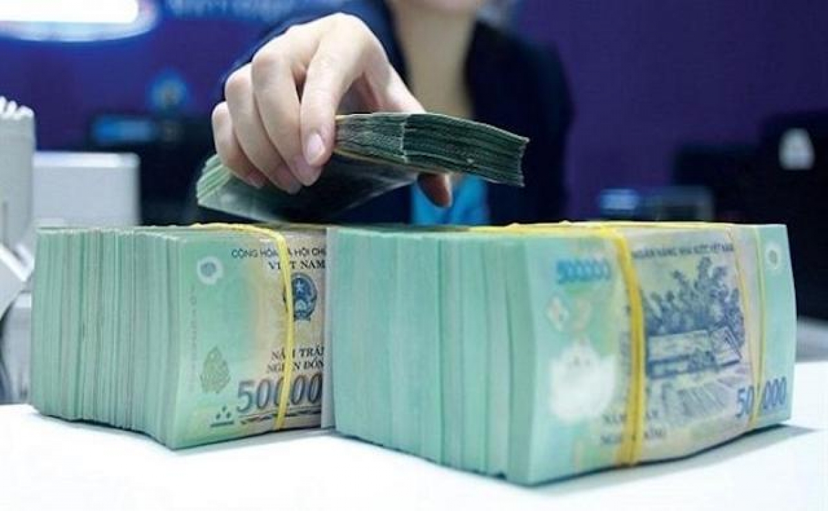Hiện nay, tình trạng ngân hàng thừa tiền, doanh nghiệp