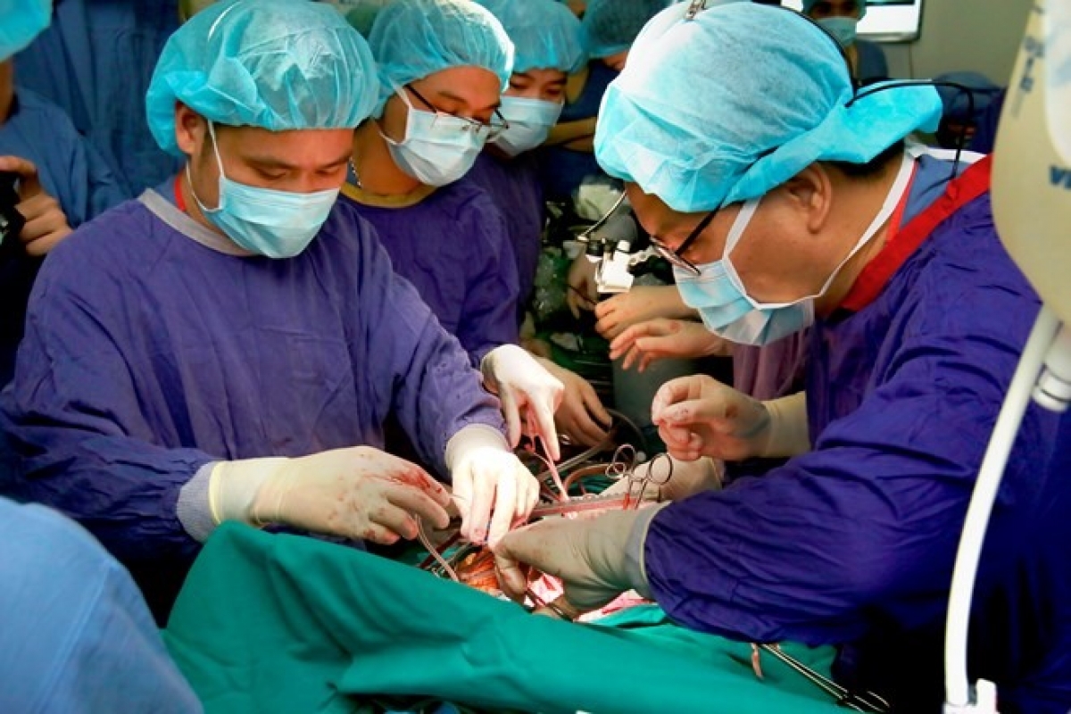 Doctors perform a lung transplant operation at Vietnam-Germany Hospital