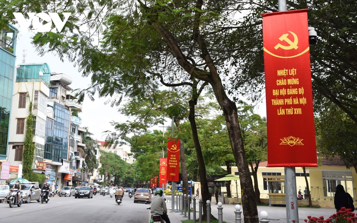 Local people can view an array of banners placed on Ngoc Ha street.