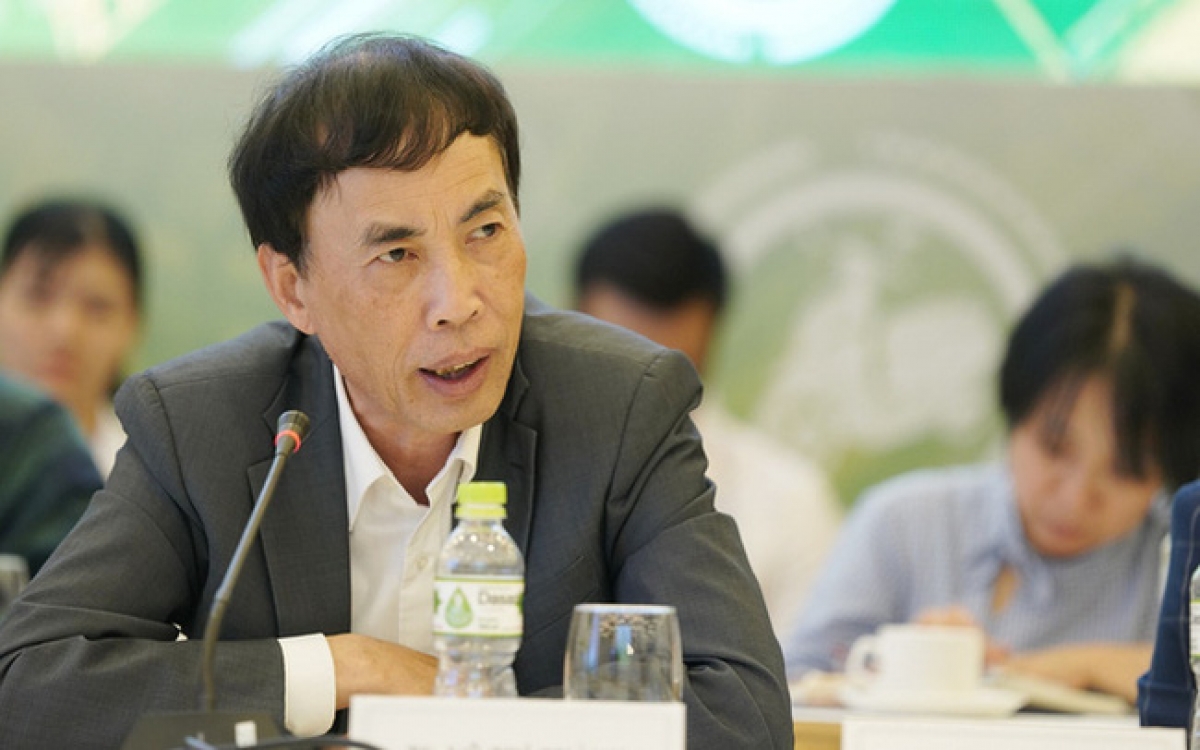 Dr. Vo Tri Thanh, a senior economic expert, suggests that the second economic relief packages should be quickly introduced and implemented to benefit all but some as in the previous packages.