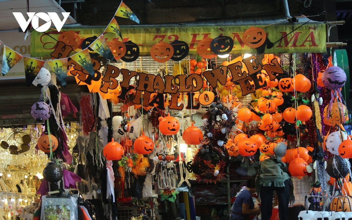 Originally a festival celebrated in the West, Halloween falls on October 31 annually.