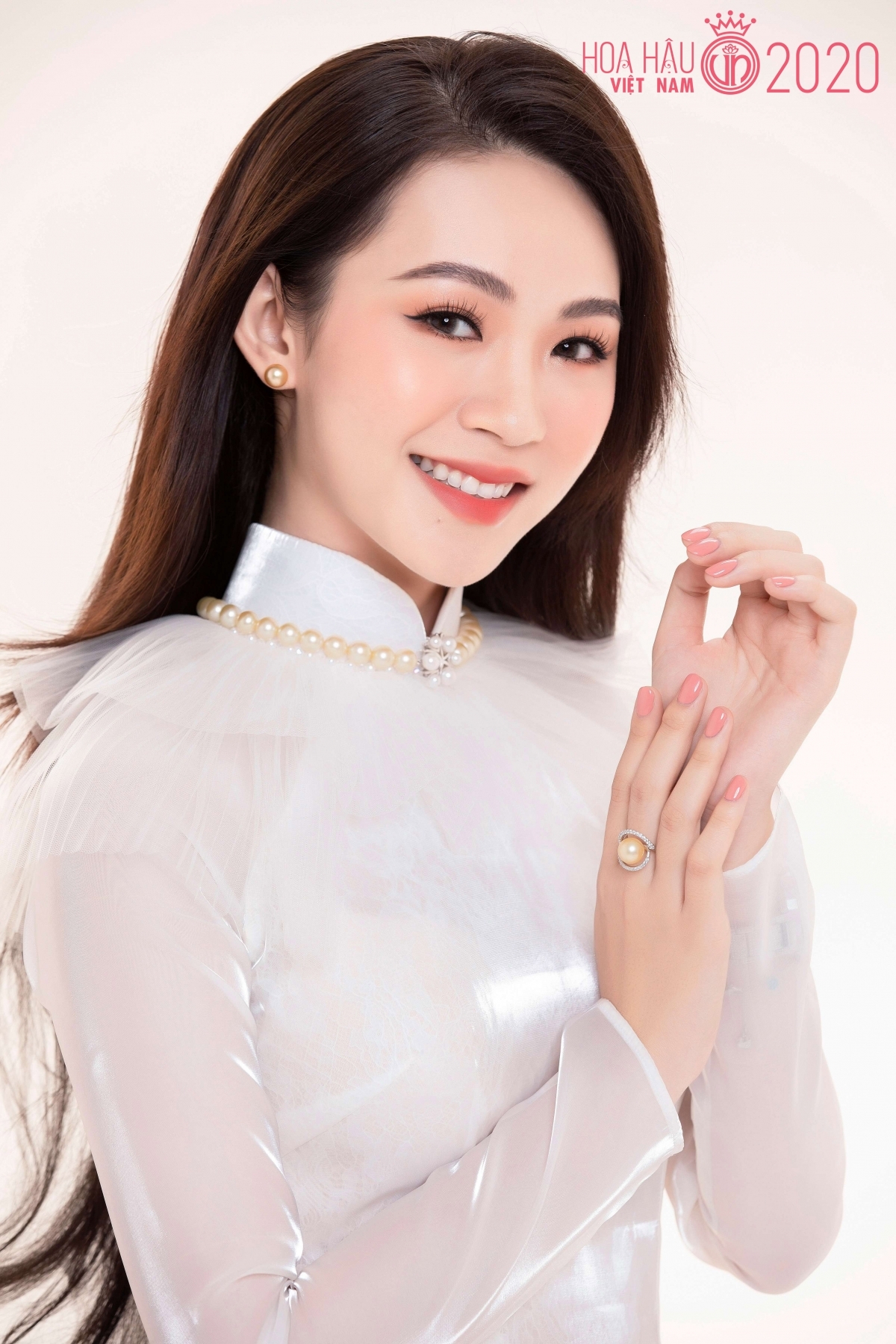 Contestant Dau Hai Minh Anh