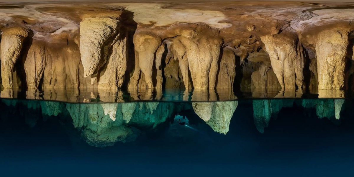 A photo taken in Chandelier Cave in Palau by Oleg Gaponyuk of Russia is the winner of the 2020 VR/ 360 award.