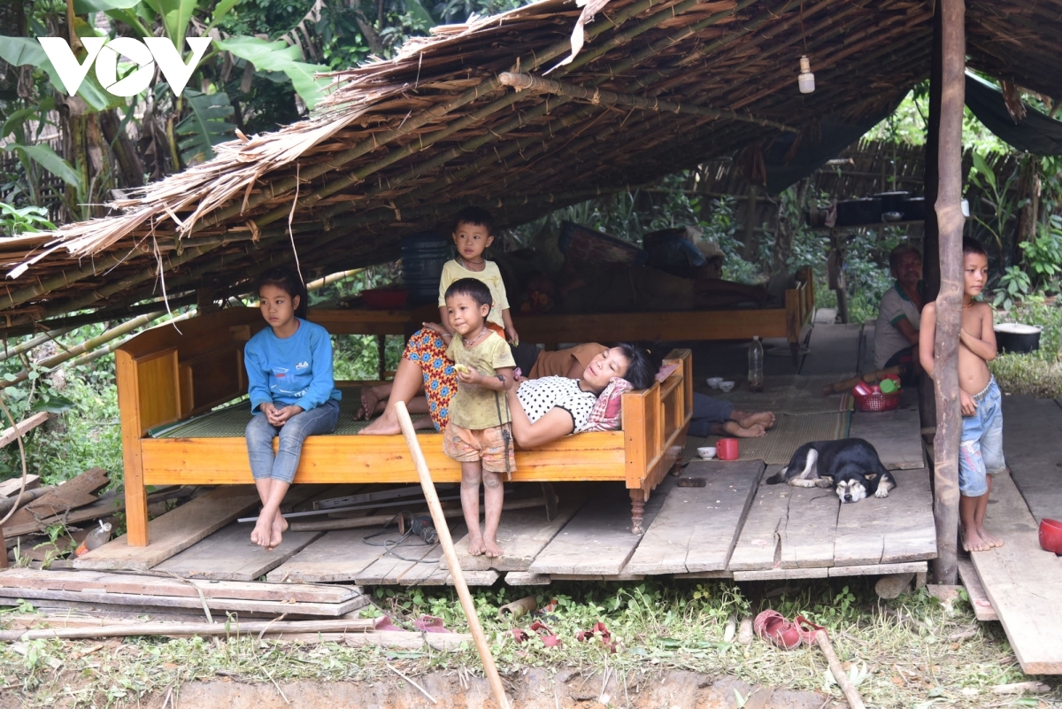 A temporary-built house for the Dan Lai ethnic group