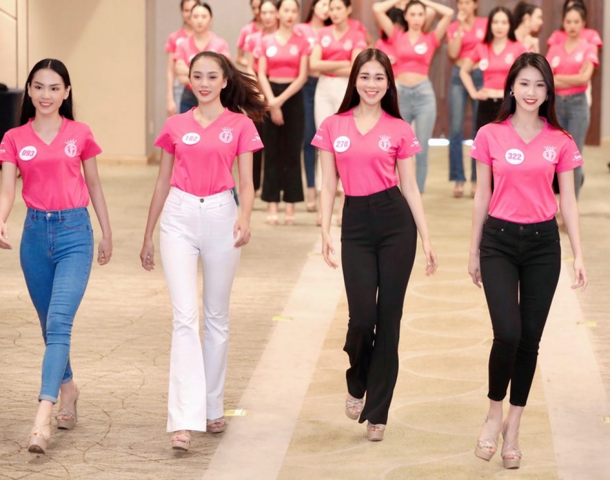 The contestants aim to appear dynamic as they participate in the training session in Ho Chi Minh City.