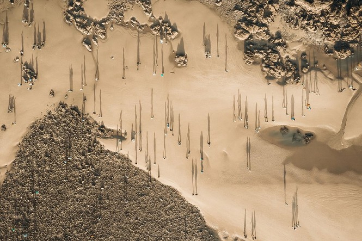 The winner of the photo contest is due to be announced on December 28 and will receive a cash prize of US$25,000. Named among the competition’s leading images is 'The shadows', an image taken on the small island of Hon Ba in Ba Ria-Vung Tau province by Vietnamese photographer @caokynhan.