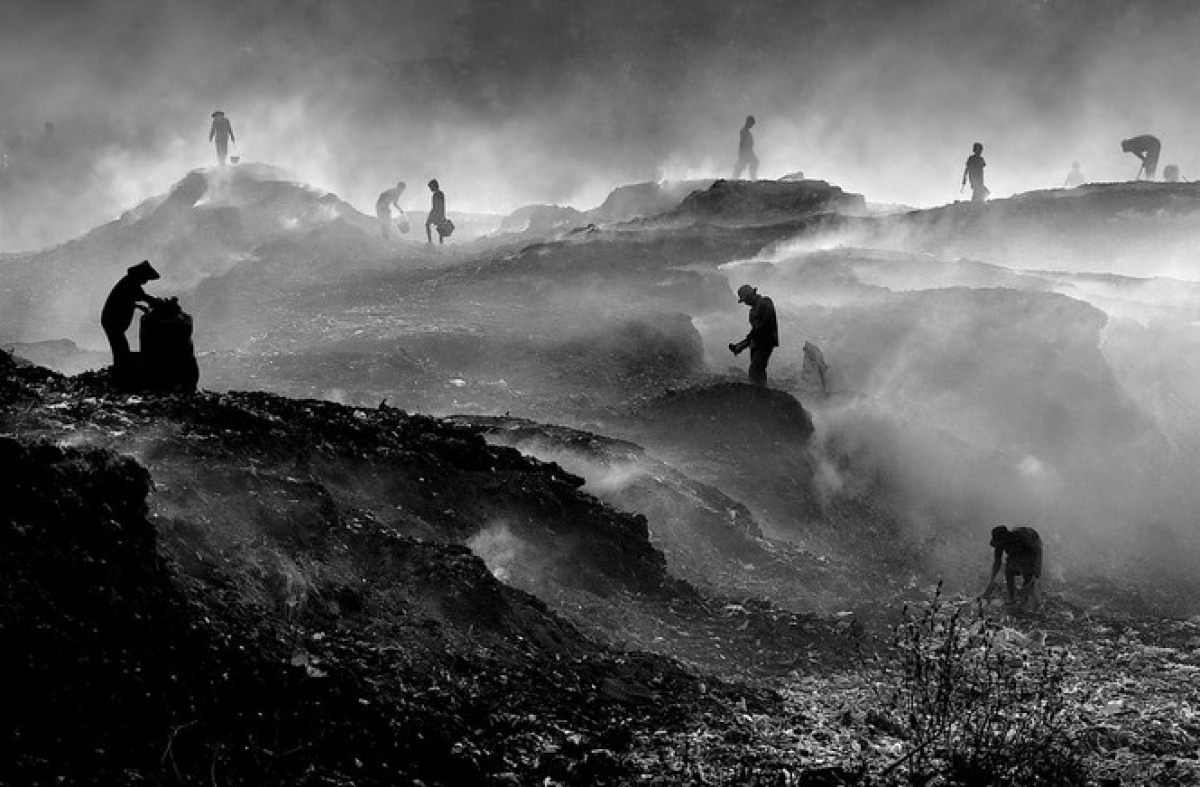 'Garbage disposal area' was taken by @cymot of Indonesia.