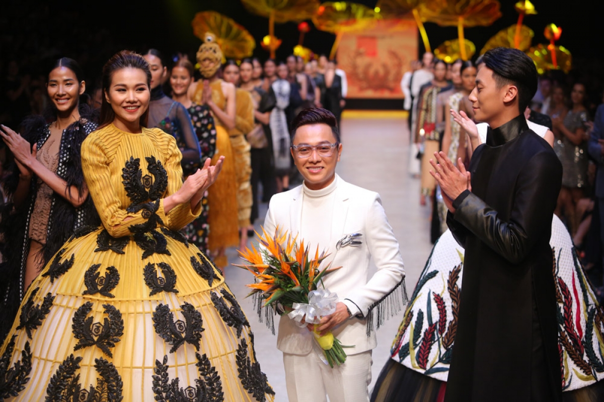 Designer Cong Tri (C) set to debut at Vietnam International Fashion Week 2020