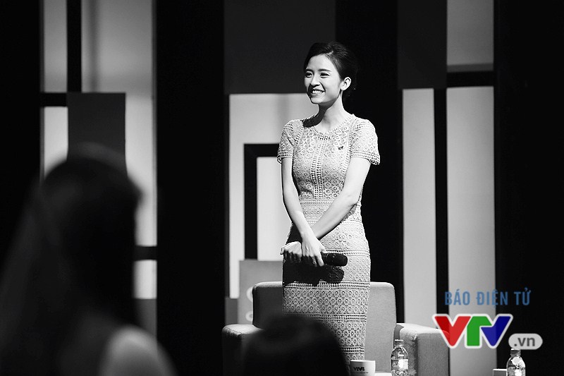 MC Thùy Dương của Talk Vietnam tạm biệt VTV sau 10 năm gắn bó - Ảnh 2.