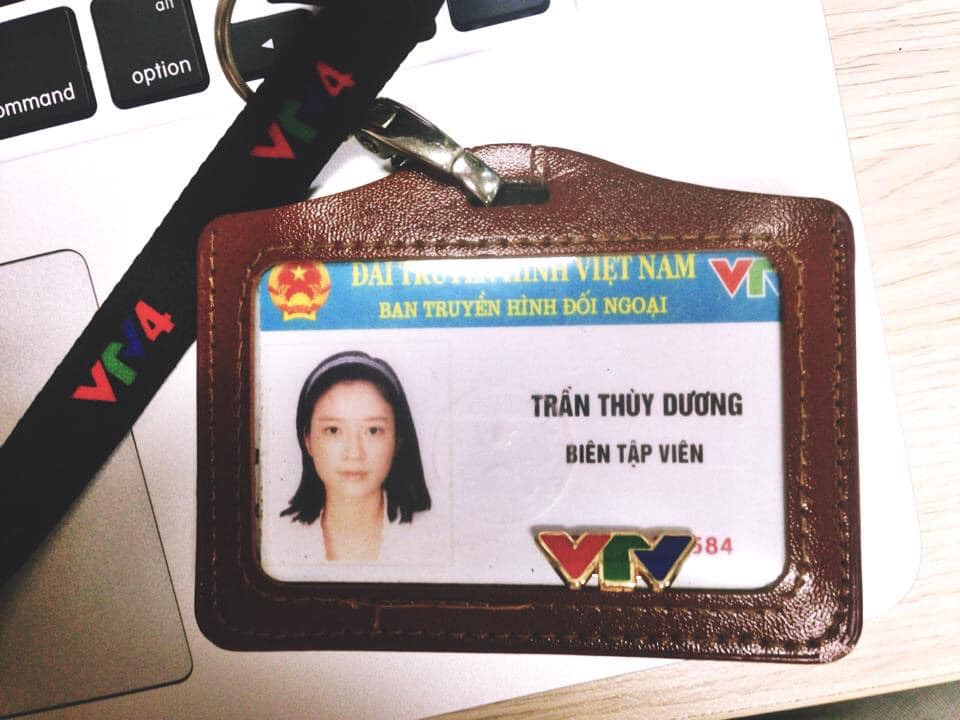 MC Thùy Dương của Talk Vietnam tạm biệt VTV sau 10 năm gắn bó - Ảnh 1.