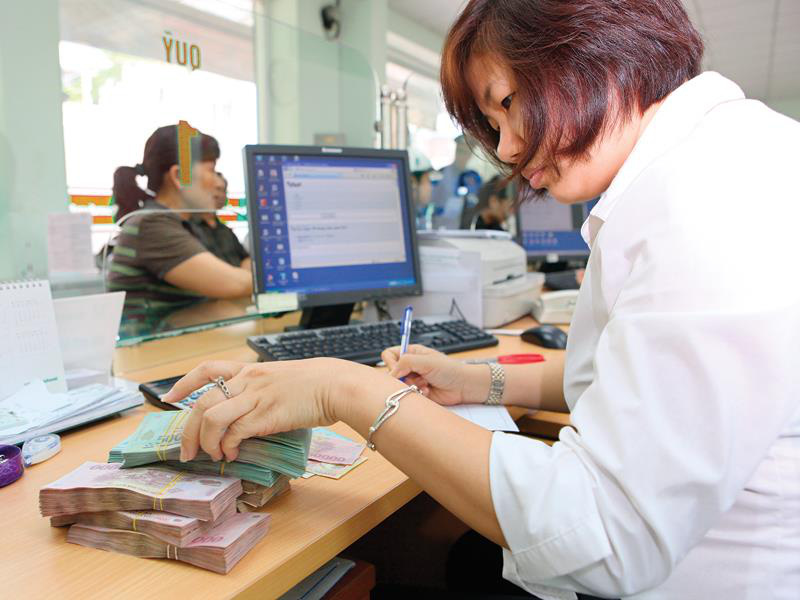 Bỗng nhiên mắc nợ xấu - Ảnh 1.