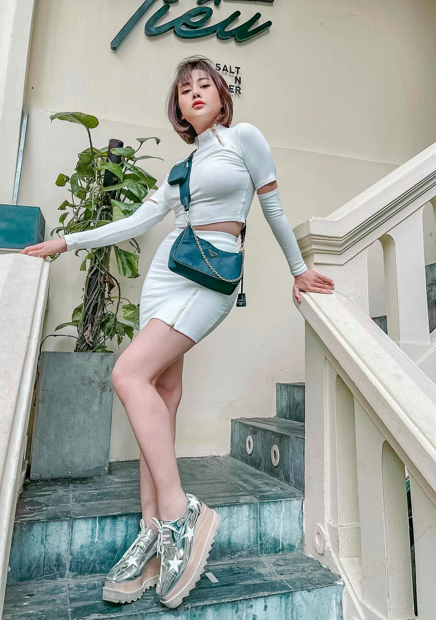 Những chiếc túi hiệu đắt đỏ yêu thích của Phương Oanh - Ảnh 15.