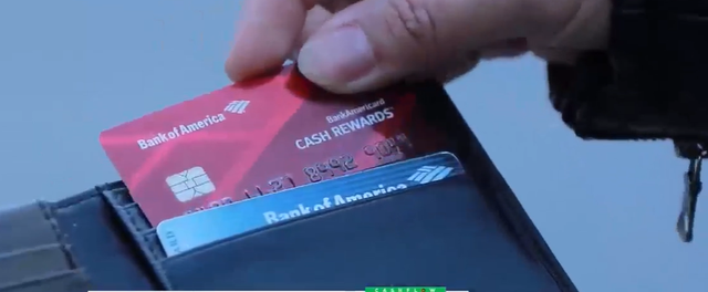 Sử dụng thẻ tín dụng: Tránh “vung tay quá trán” - Ảnh 1.