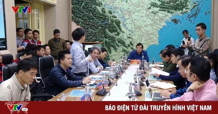 Nghe VietNamNet: Ban Chỉ đạo Trung ương họp khẩn ứng phó bão số 6