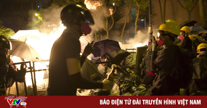 Nghe VietnamNet: Việt Nam hỗ trợ đưa sinh viên ở Hong Kong về nước