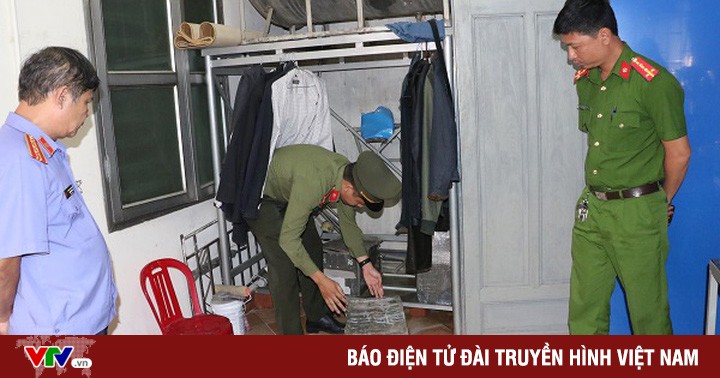 Nghe VietNamNet: Khởi tố thêm bị can về tội đưa người đi nước ngoài trái phép