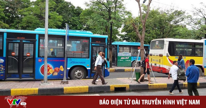 Nghe VietNamNet: Hà Nội tăng xe bus phục vụ cao điểm Tết