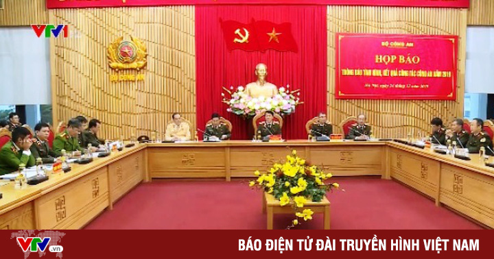 Nghe VietNamNet: Nhiều thông tin nóng được Bộ Công an công bố tại họp báo cuối năm