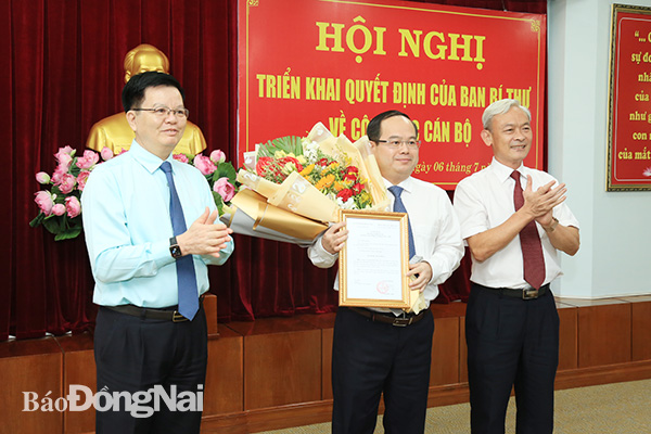 hình không có chú thích