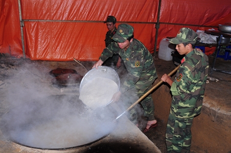 Hình ảnh Sư đoàn 302, Quân khu 7 diễn tập phòng ngự bờ biển - ảnh 9