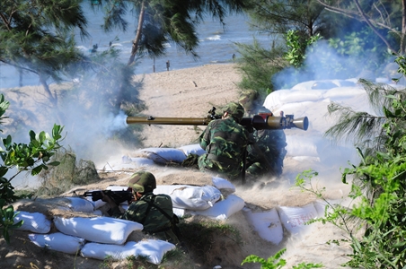 Hình ảnh Sư đoàn 302, Quân khu 7 diễn tập phòng ngự bờ biển - ảnh 11