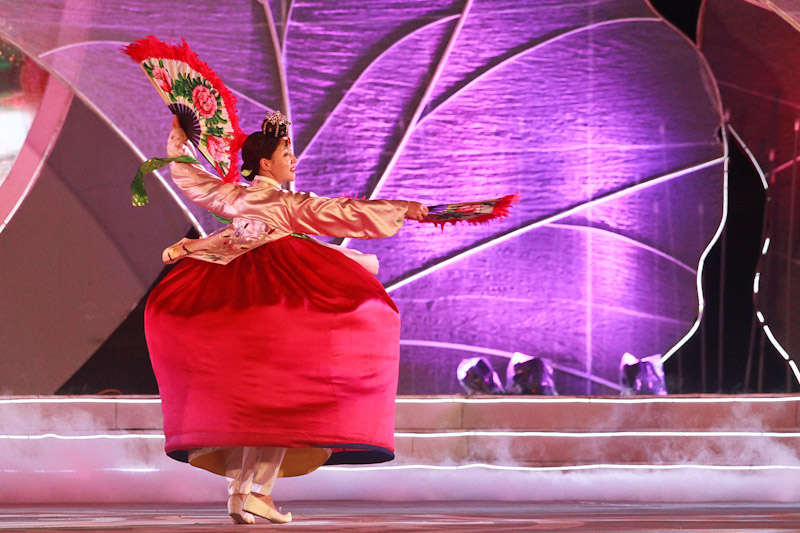 Bế mạc Festival Huế 2016: Lưu luyến đêm giã bạn - ảnh 14