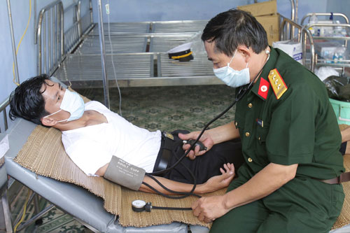 Thần tốc đến Trường Sa 4