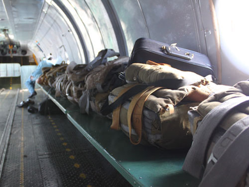 Mới: Việt Nam đã tiếp cận vị trí nghi ngờ có mảnh vỡ máy bay - ảnh 38