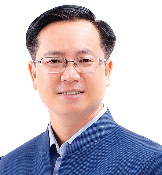 working groups thrash out solutions for economic growth