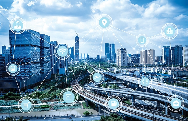 Tech titans line up to seize 5G advantages