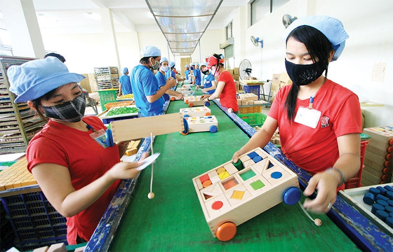 1486p14 sending a positive message to employees at risk during crisis