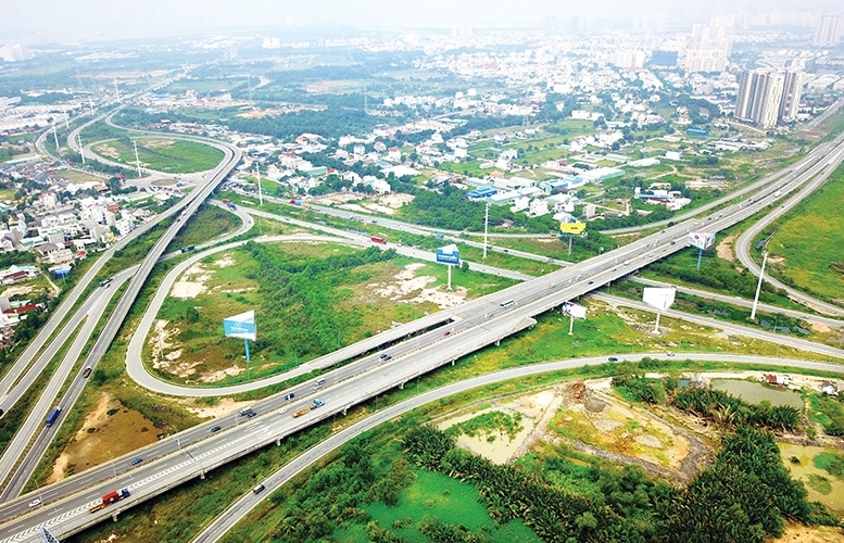 Crunch time for expressway PPPs in Vietnam