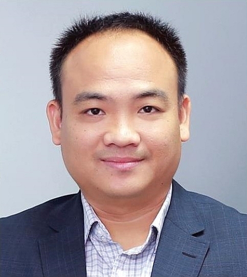 1489p14 all hands on deck for tech upgrades