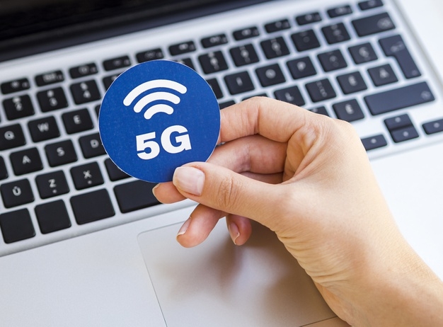 1544 p10 telecom groups get on board with 5g