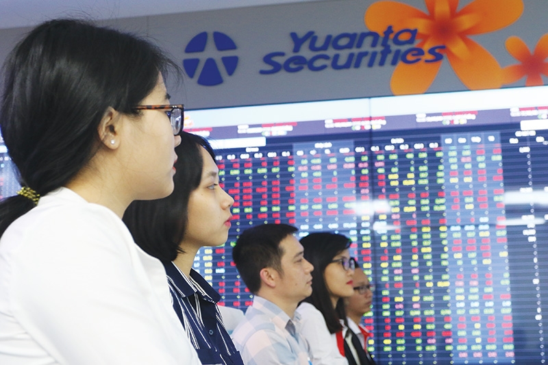 stock market gains taiwanese touch