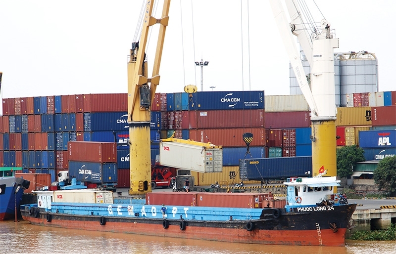 Logistics groups strive to exploit EVFTA potential