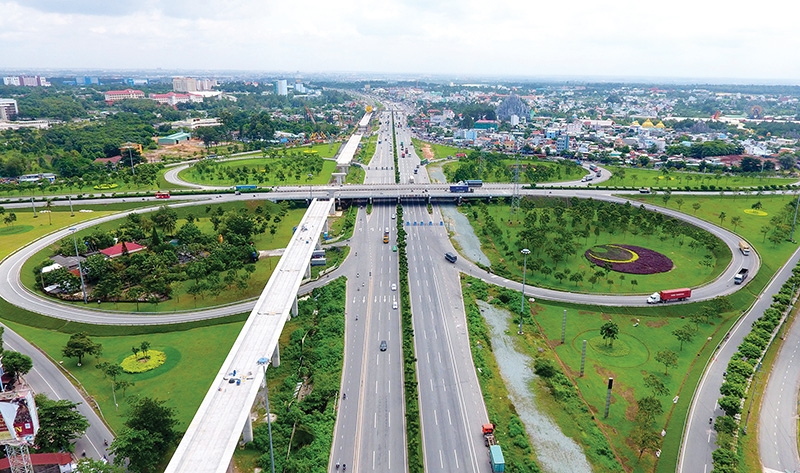 1507p2 key public investment projects gather speed